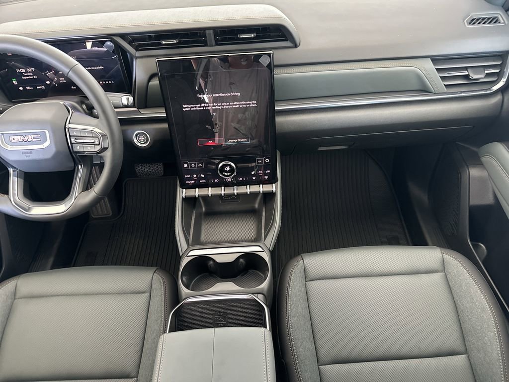 New 2026 GMC Terrain AT4 w/ Technology Package II AWD/4WD image 18