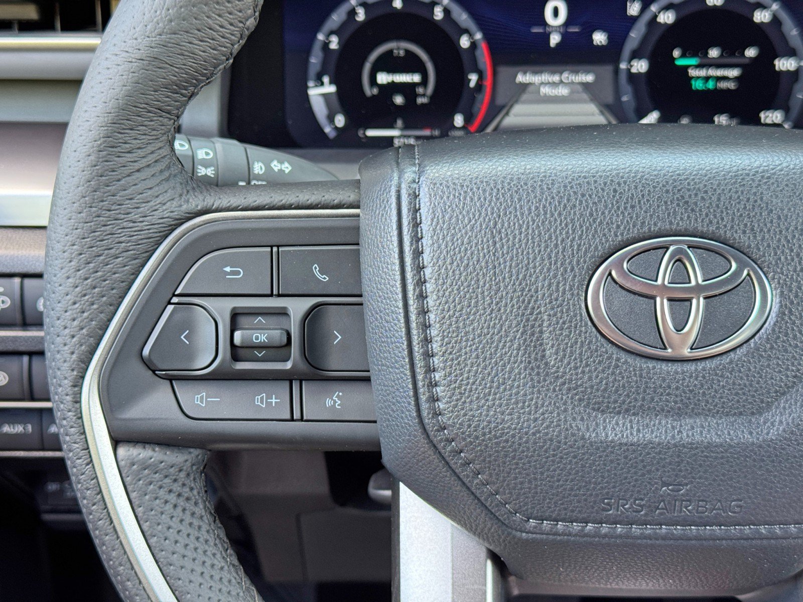 Used 2024 Toyota Tacoma TRD Off-Road w/ TRD Off Road Premium Package AWD/4WD image 21