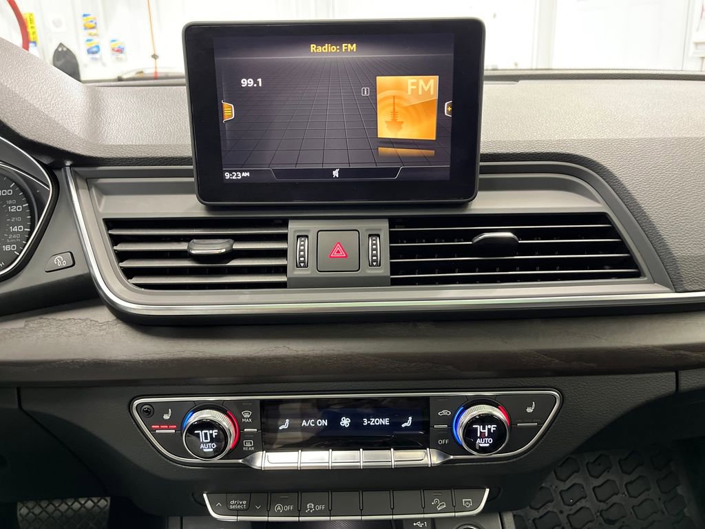 Used 2019 Audi Q5 2.0T Premium w/ Convenience Package image 25