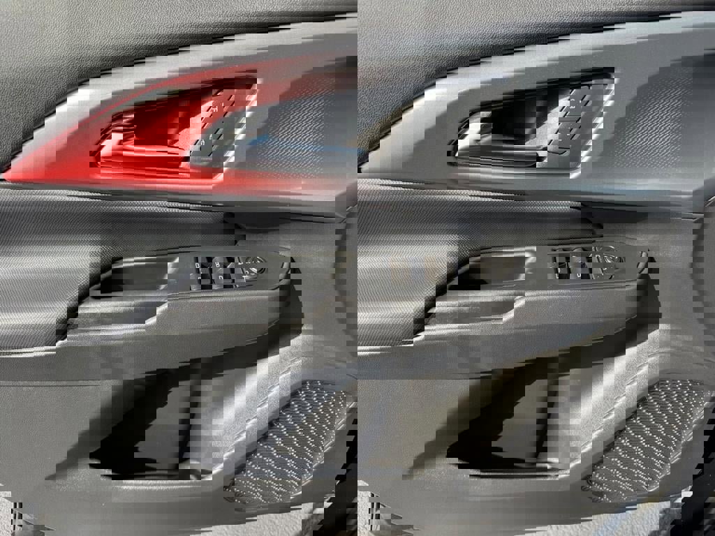 Used 2024 Chevrolet Equinox EV RS image 14