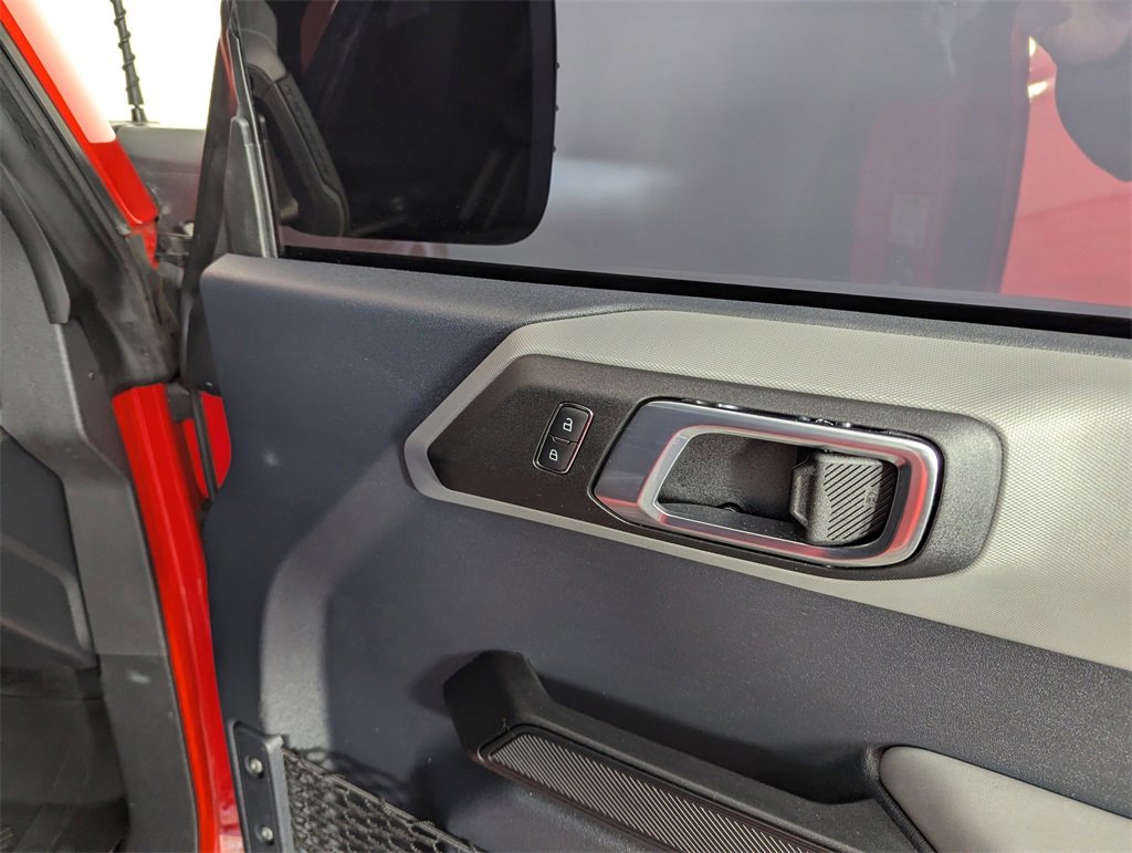 Used 2023 Ford Bronco Big Bend w/ Sasquatch Package image 32