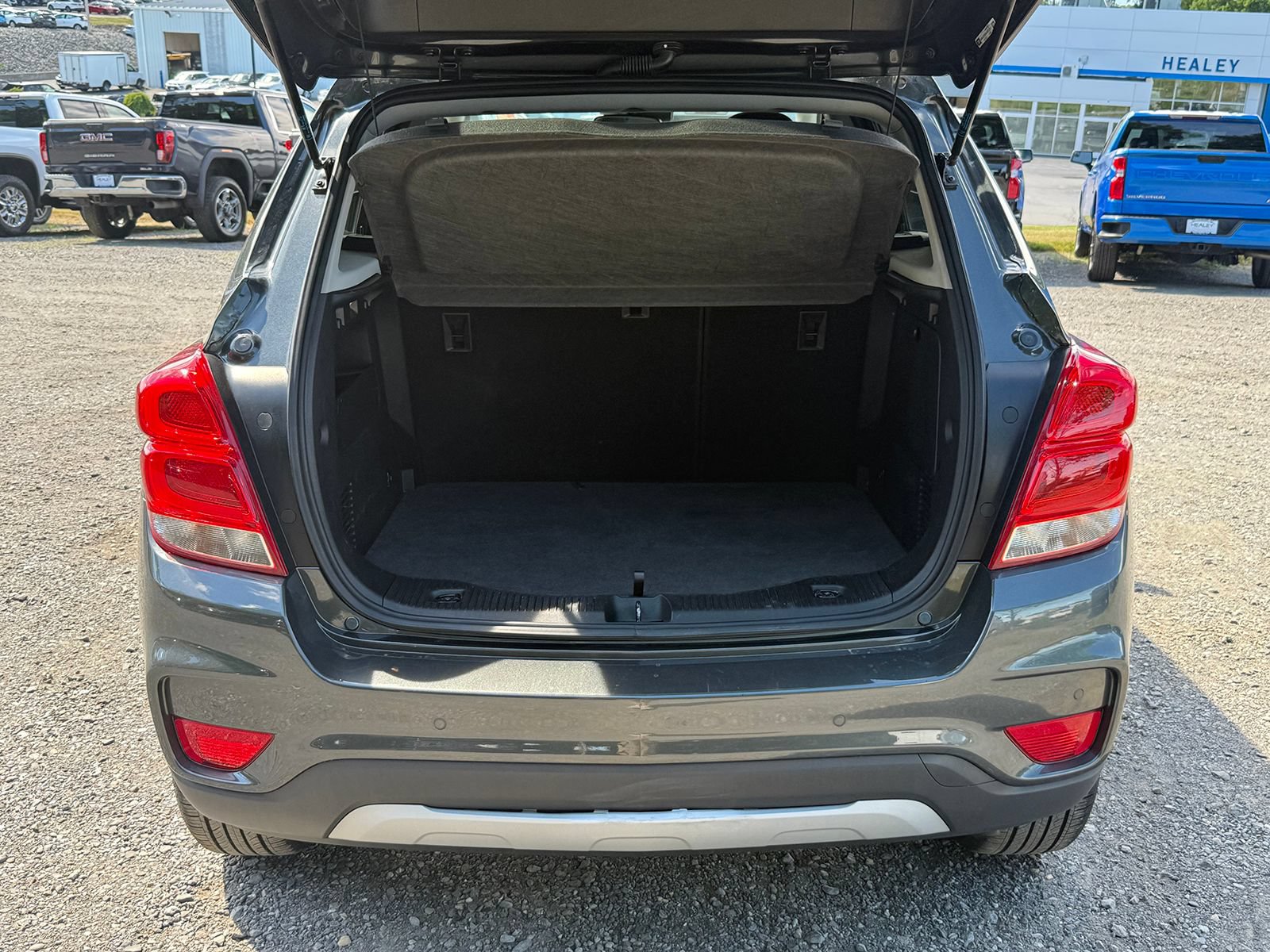 Certified 2020 Chevrolet Trax Premier AWD/4WD image 11
