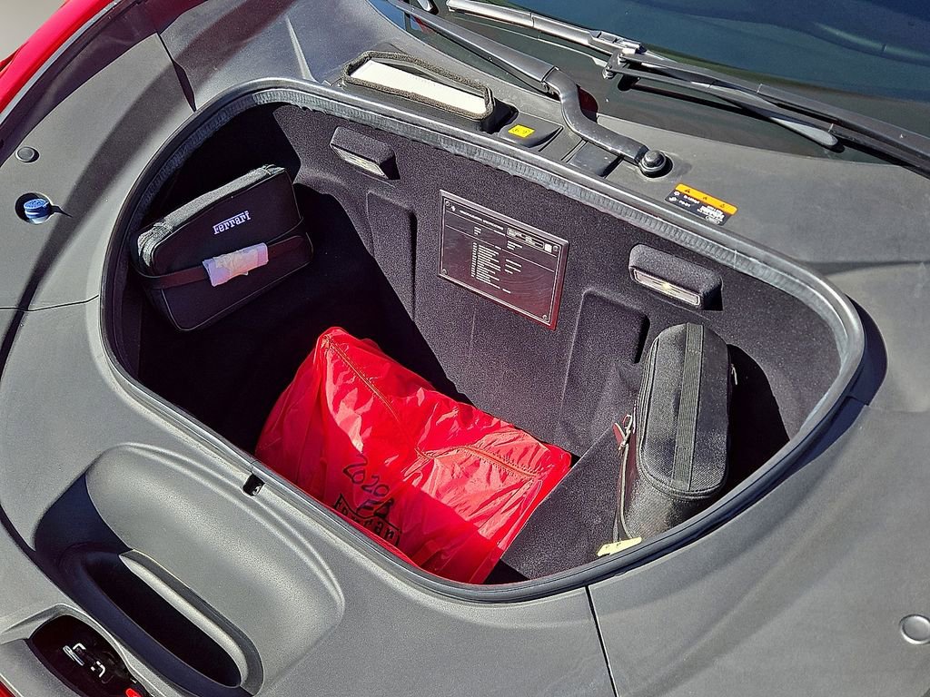 Used 2020 Ferrari F8 Tributo image 21