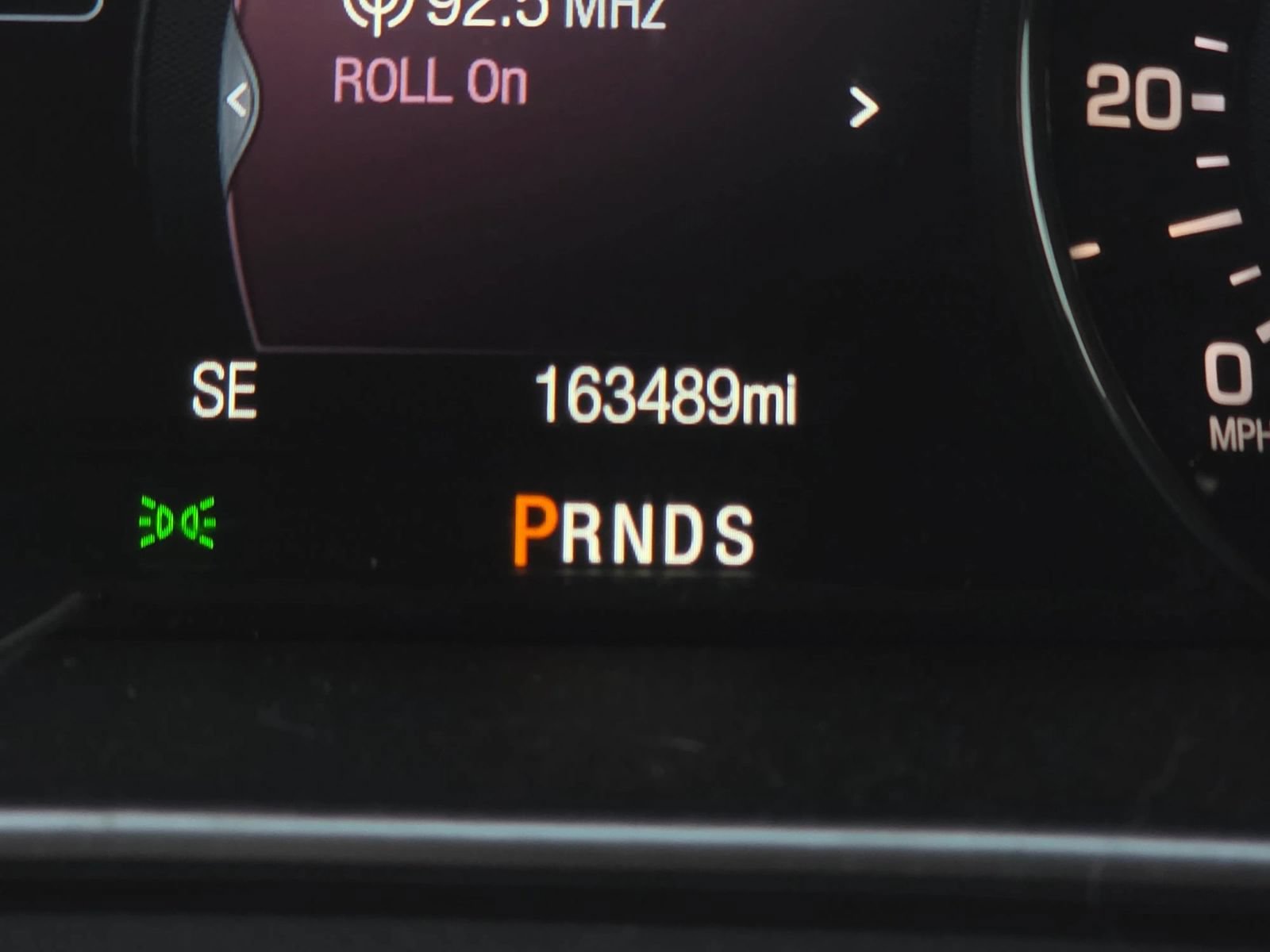 Used 2016 Lincoln MKX Select w/ Select Plus Package AWD/4WD image 13