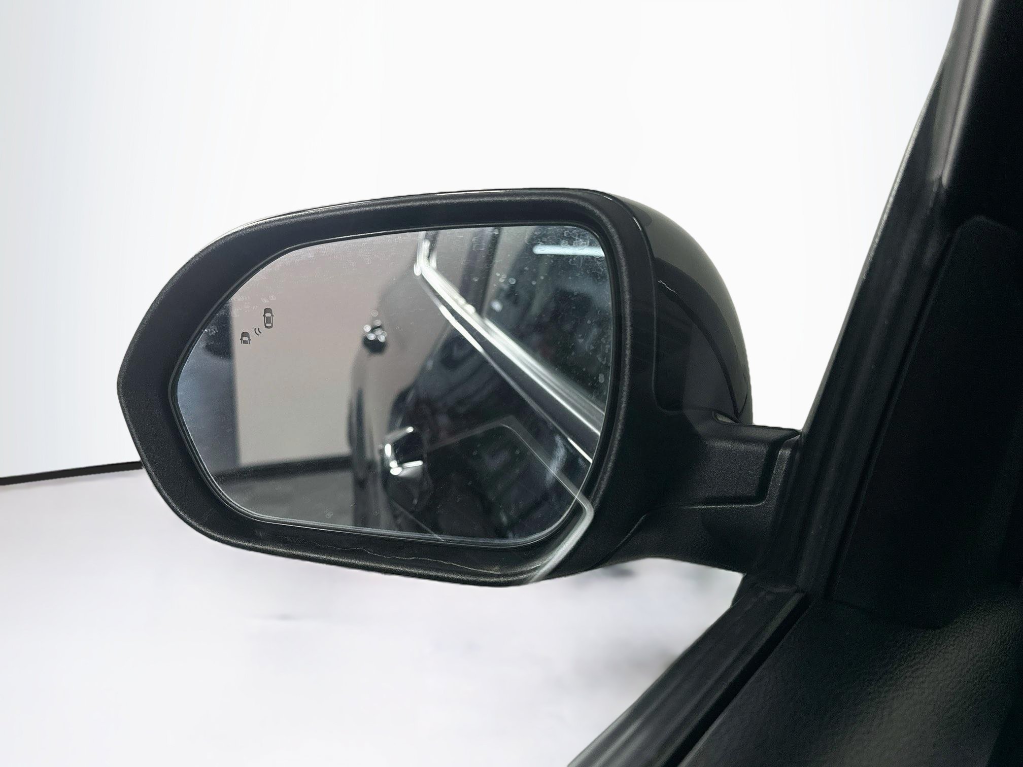Used 2025 Kia Seltos S FWD image 16