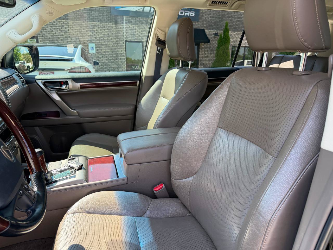 Used 2019 Lexus GX 460 Premium AWD/4WD image 12