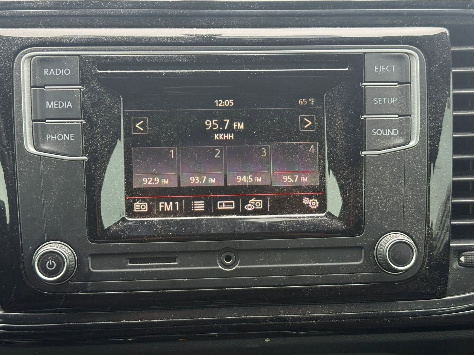 Used 2019 Volkswagen Beetle 2.0T image 21