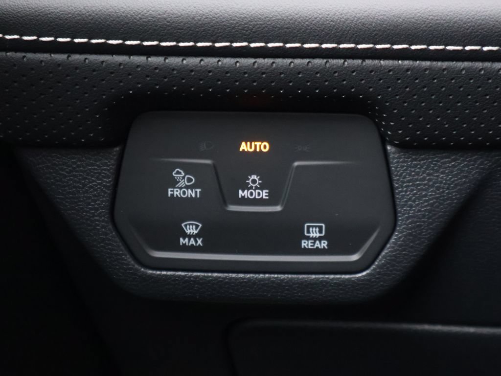 New 2026 Volkswagen Atlas Cross Sport SE AWD/4WD image 23