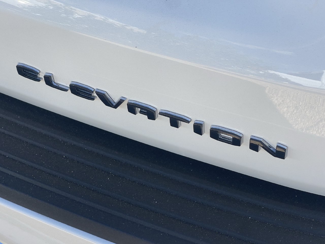 Used 2026 GMC Yukon Elevation RWD image 8