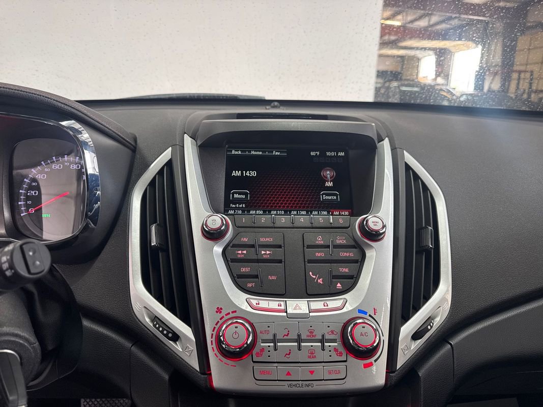 Used 2015 GMC Terrain SLT image 13