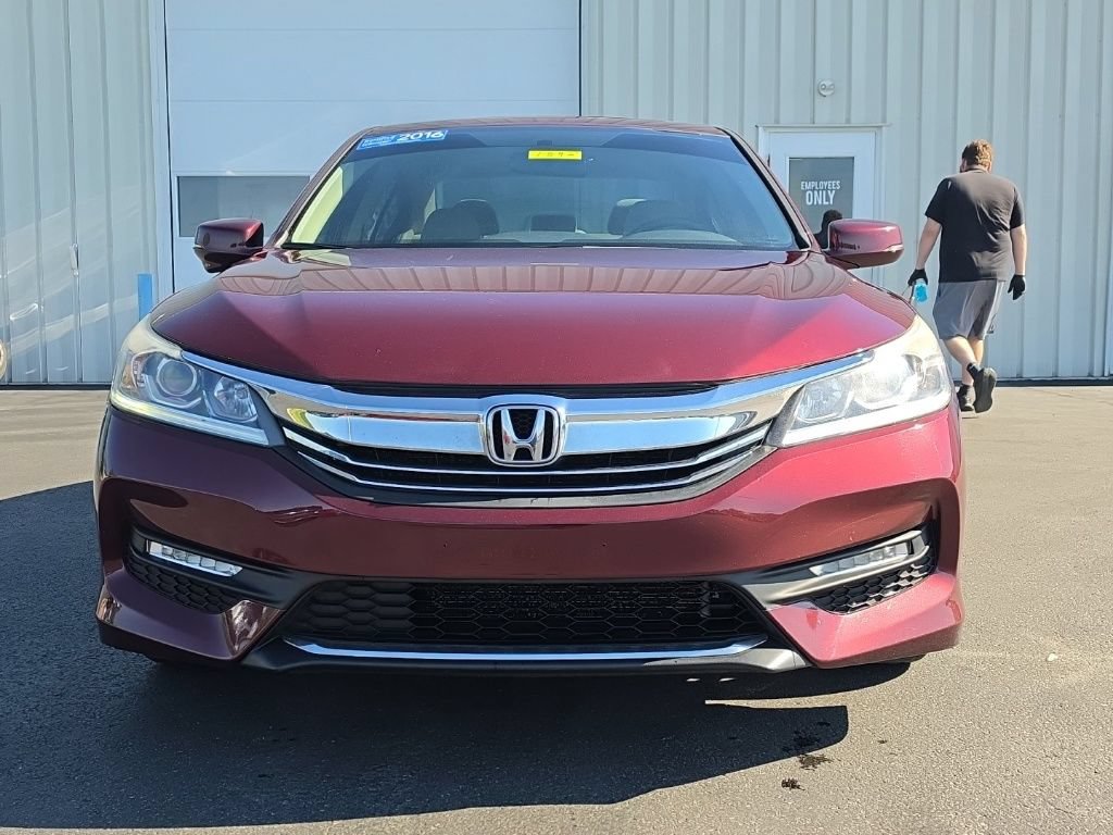 Used 2016 Honda Accord EX image 2