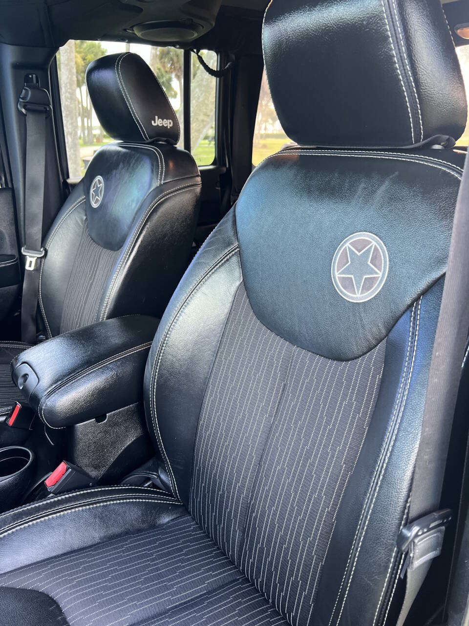 Used 2013 Jeep Wrangler Unlimited Sport AWD/4WD image 12