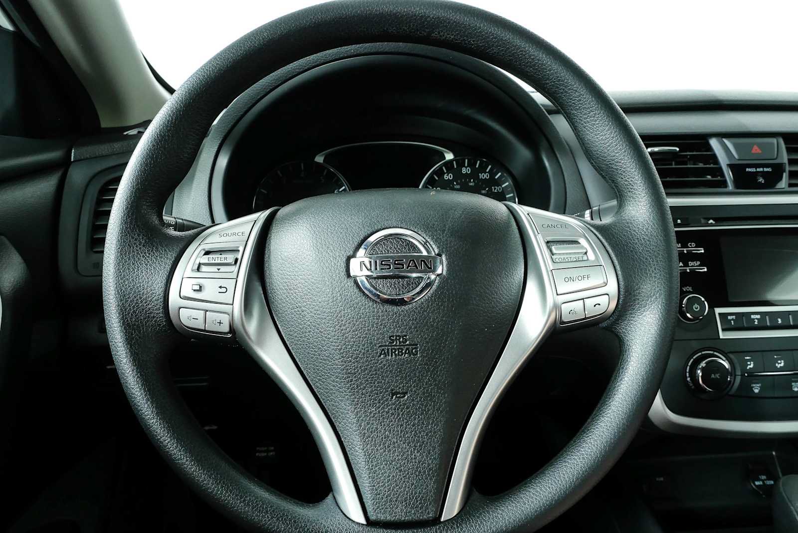 Used 2017 Nissan Altima 2.5 S w/ Power Driver Seat Package FWD image 9