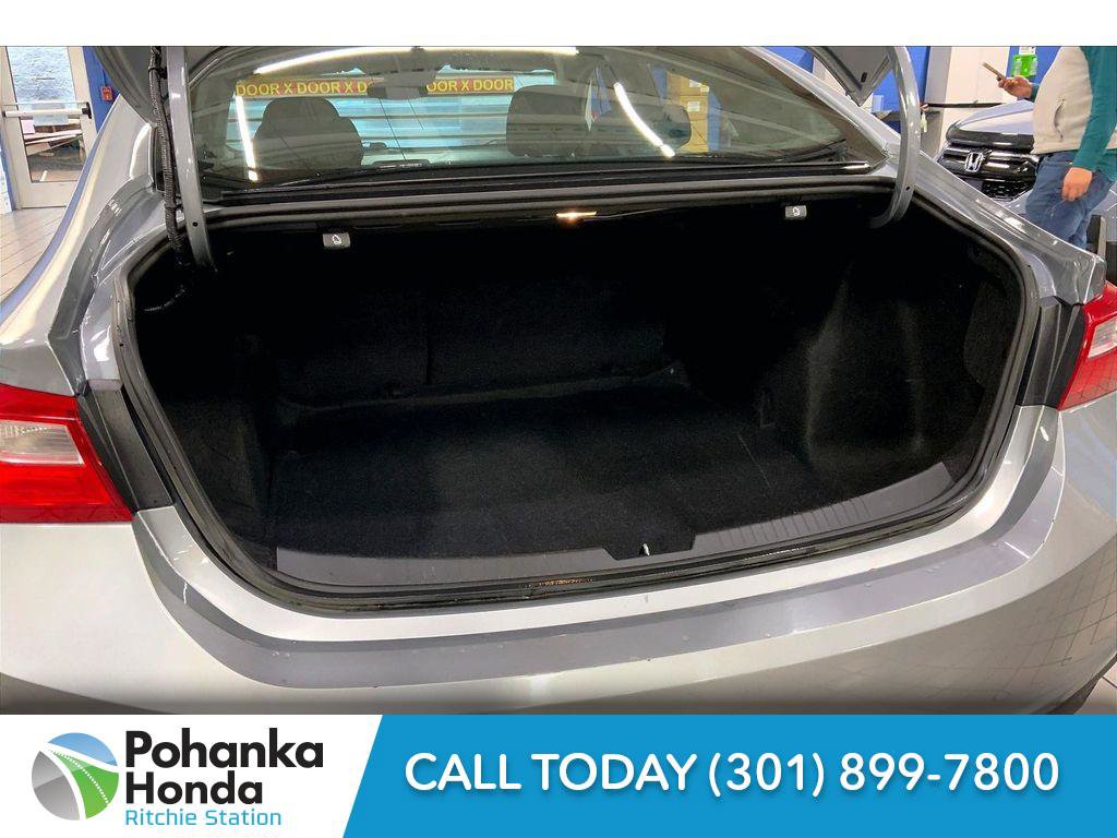 Used 2023 Chevrolet Malibu LT image 27