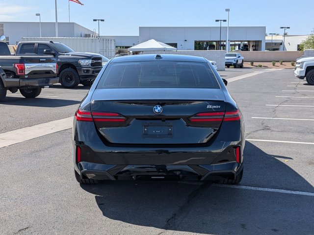 Used 2026 BMW 530i w/ M Sport Package image 6