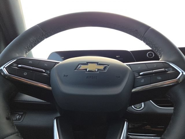 New 2027 Chevrolet Equinox LT w/ LPO, Floor Liner Package FWD image 24