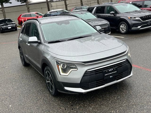 Used 2023 Kia Niro EX image 7