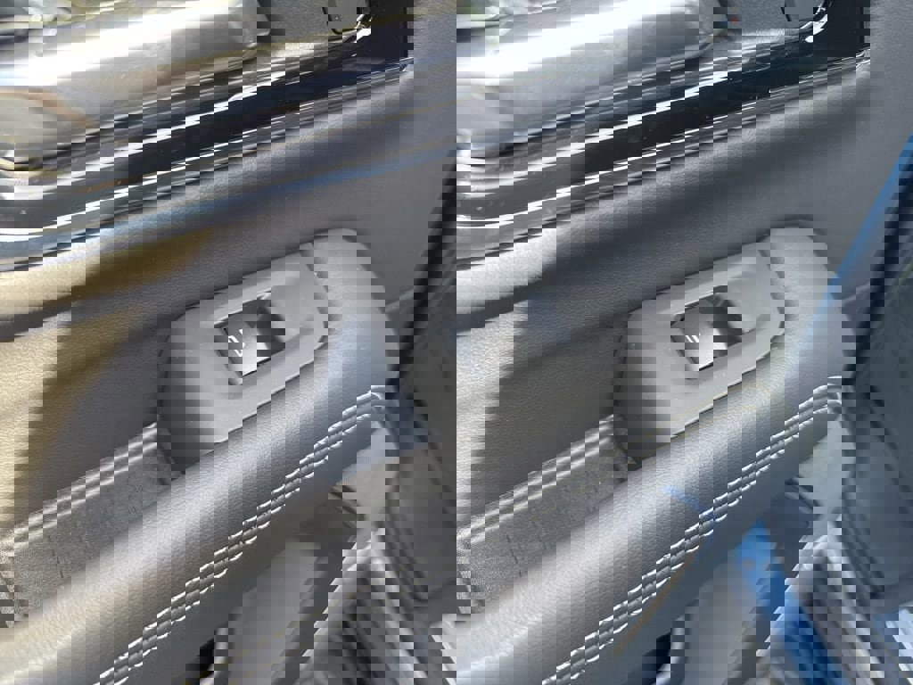 New 2026 GMC Yukon XL Elevation w/ LPO, Floor Liner Package image 46