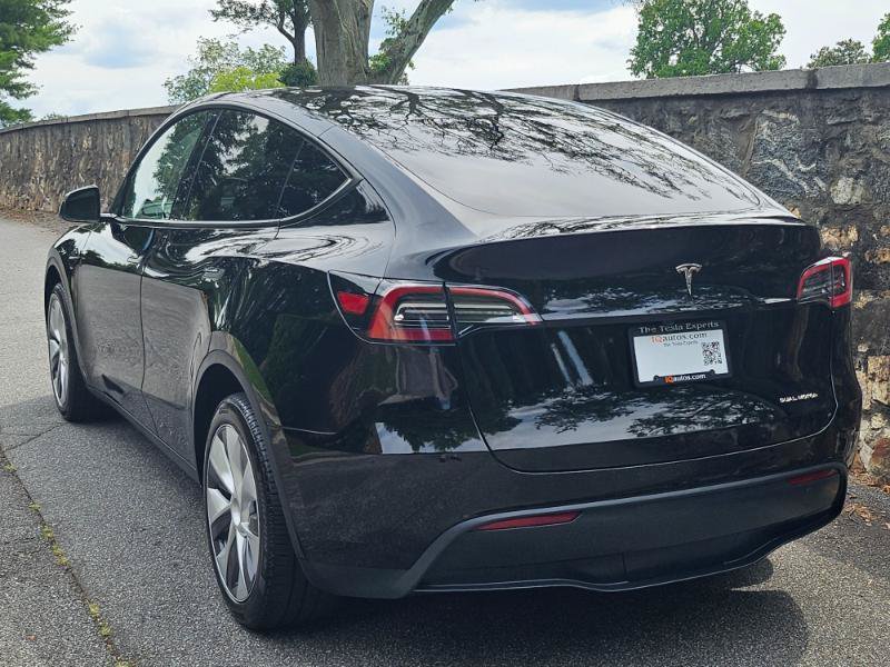 Used 2024 Tesla Model Y Long Range AWD/4WD image 13