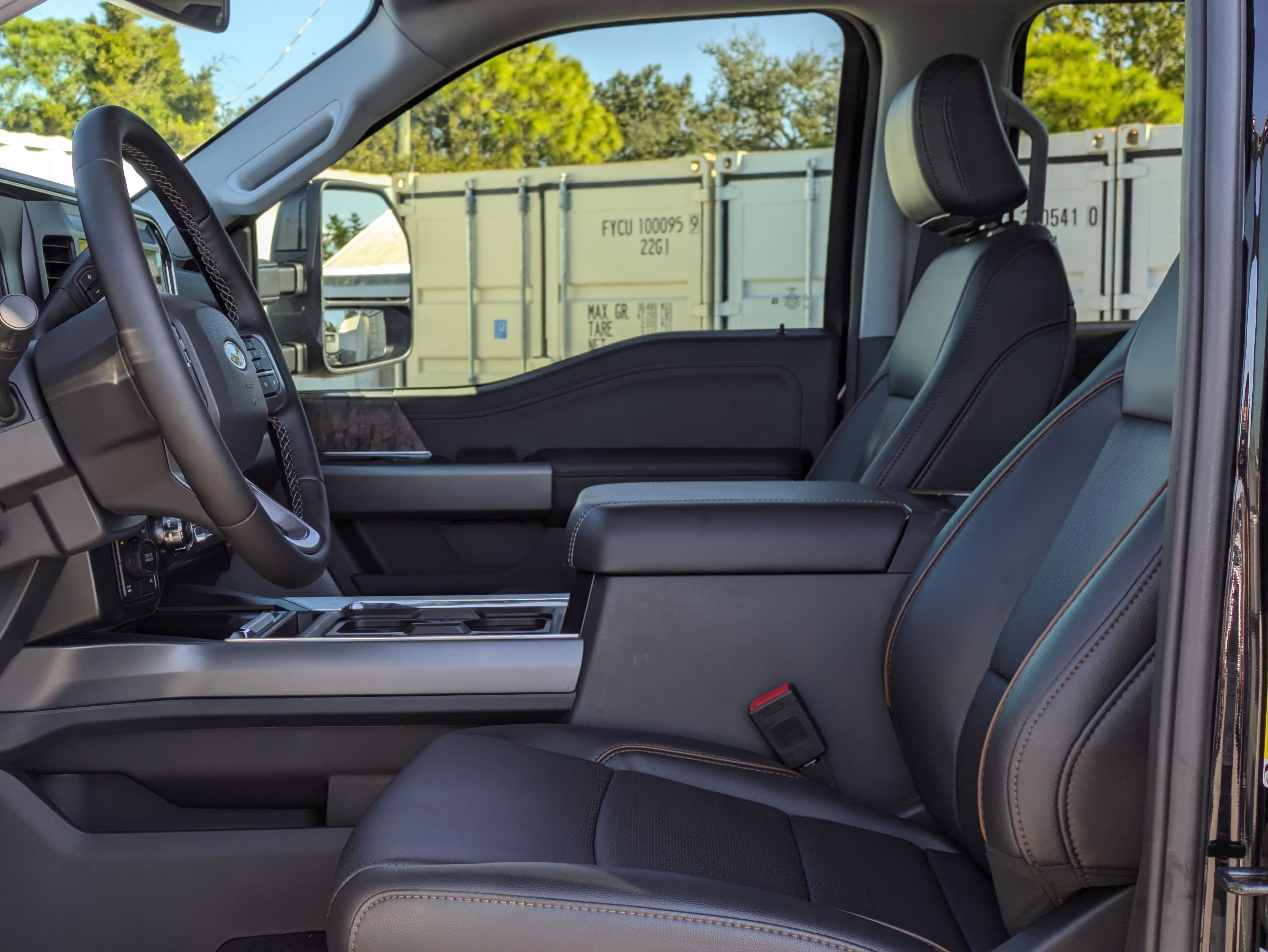 New 2025 Ford F350 Lariat w/ Lariat Ultimate Package image 49