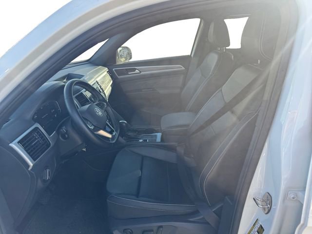 Used 2022 Volkswagen Atlas Cross Sport SE image 9