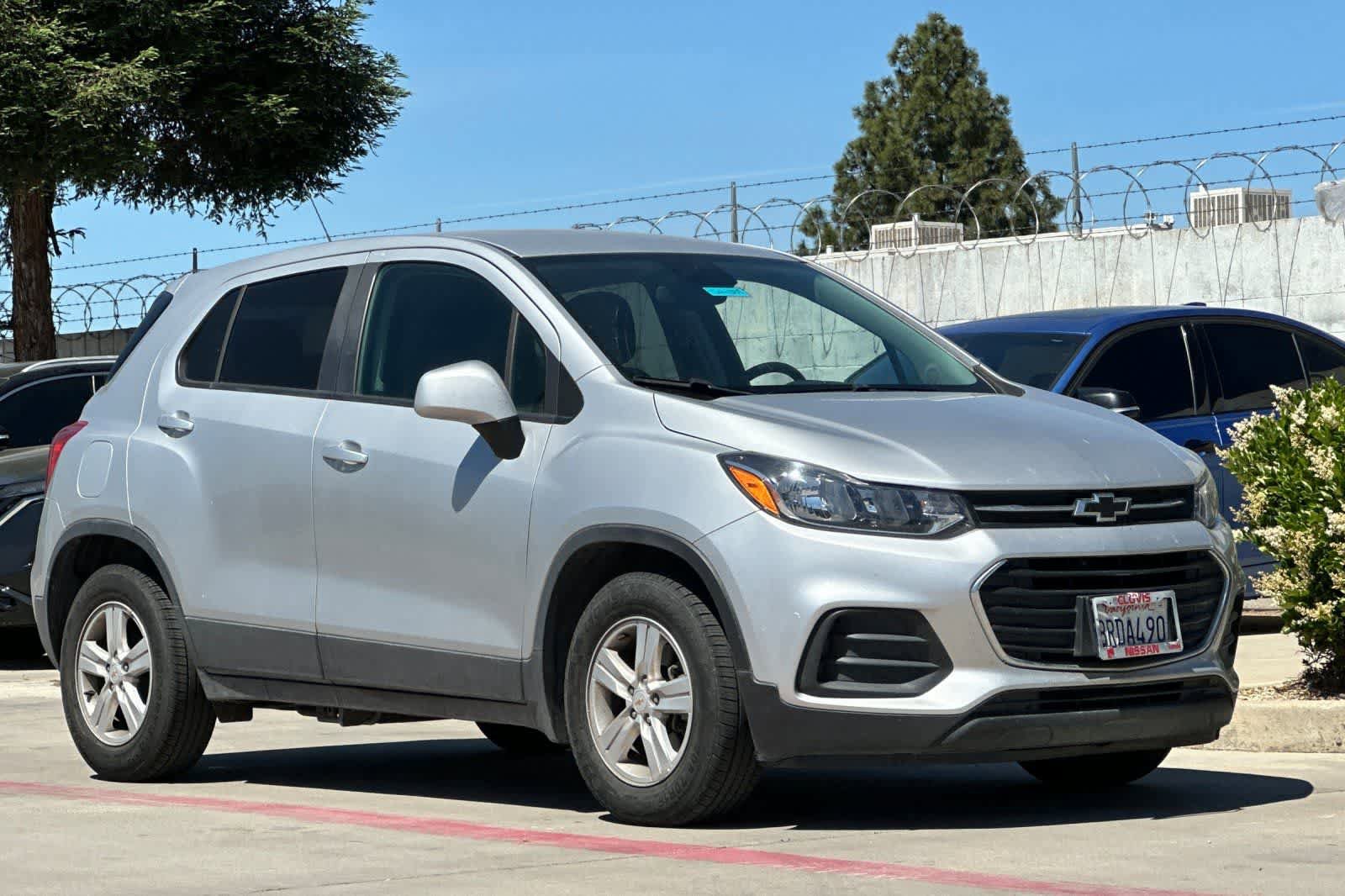Used 2020 Chevrolet Trax LS w/ Tint and Cruise Package image 10