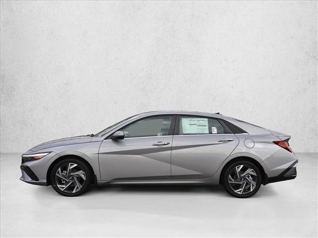 New 2025 Hyundai Elantra SEL FWD image 8