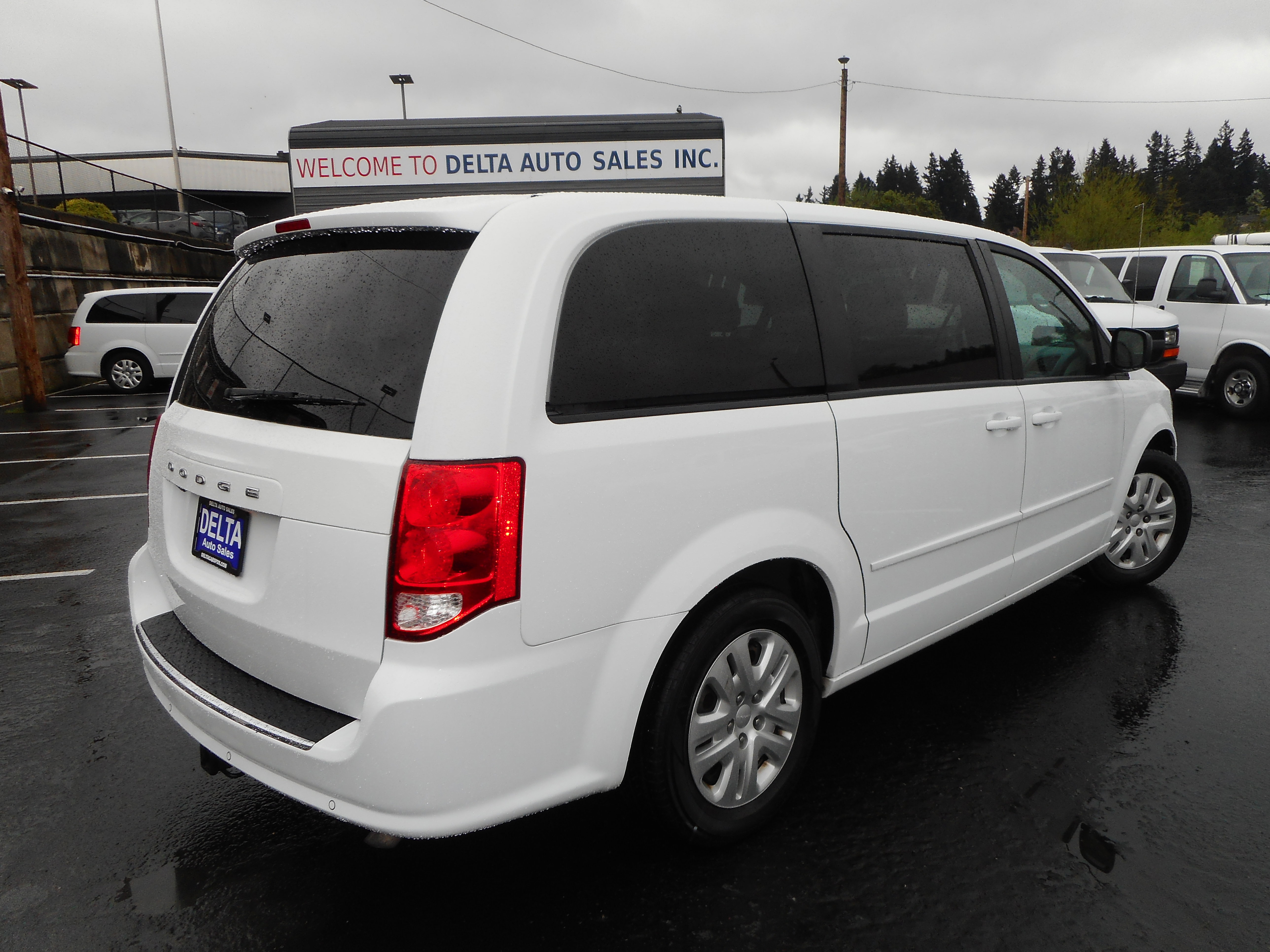 Used 2017 Dodge Grand Caravan SE w/ Power Window Group FWD image 8