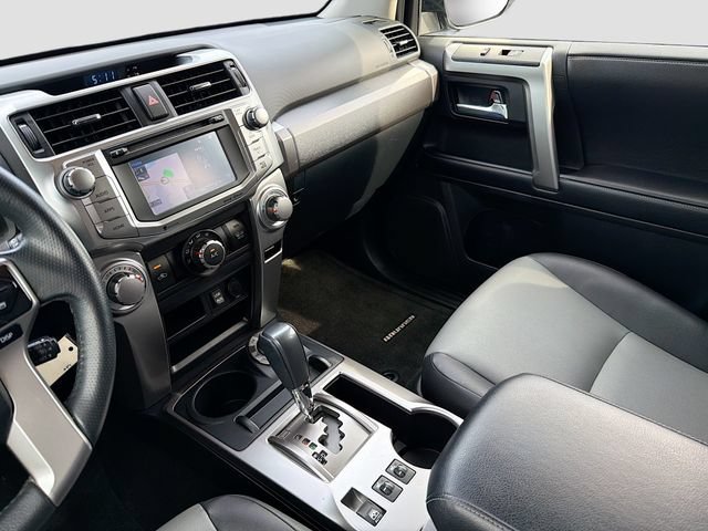 Used 2017 Toyota 4Runner SR5 Premium AWD/4WD image 23