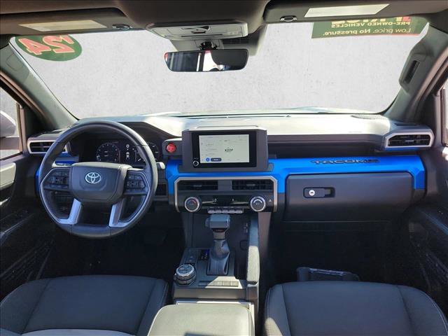 Used 2024 Toyota Tacoma TRD Off-Road image 17