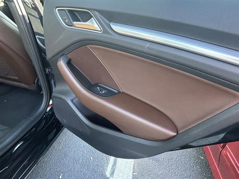 Used 2020 Audi A3 2.0T Premium image 22