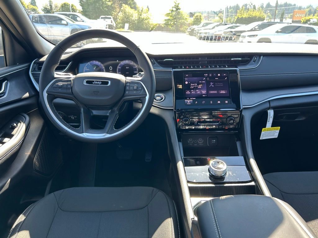 New 2025 Jeep Grand Cherokee Laredo X image 24