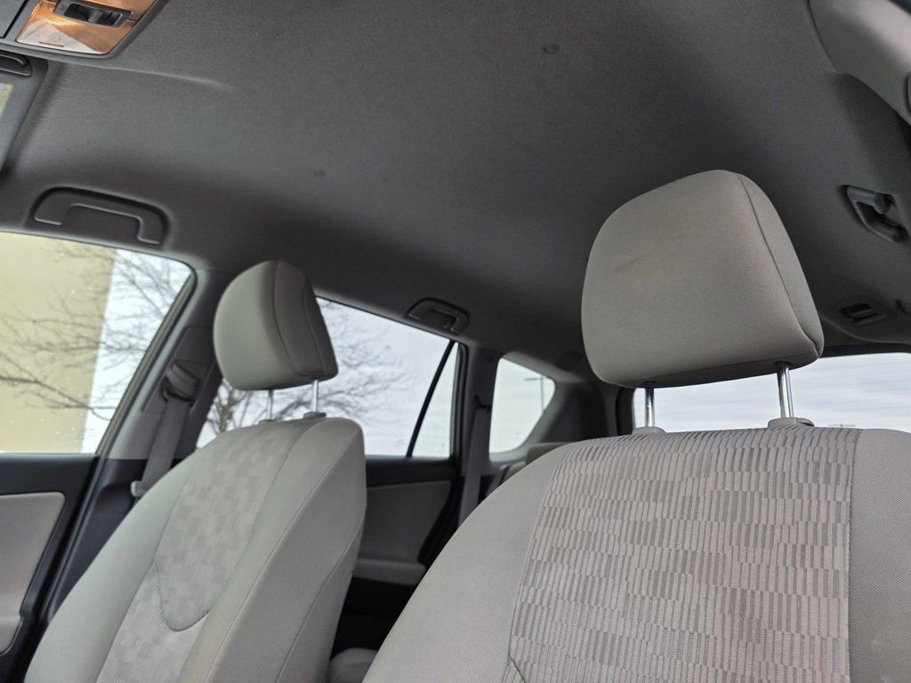 Used 2011 Toyota RAV4 4WD image 19
