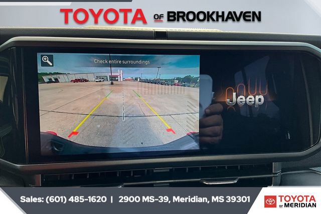 Used 2025 Jeep Gladiator Mojave image 15