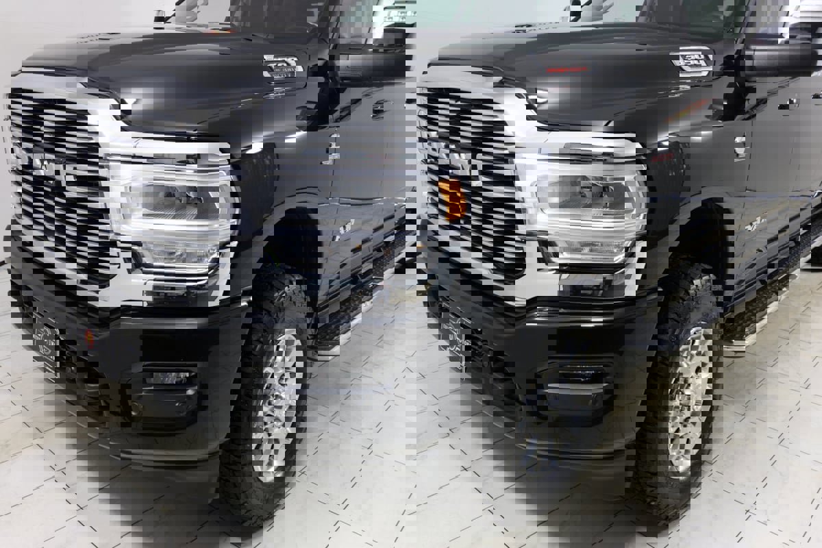 Used 2023 RAM 3500 Laramie image 45