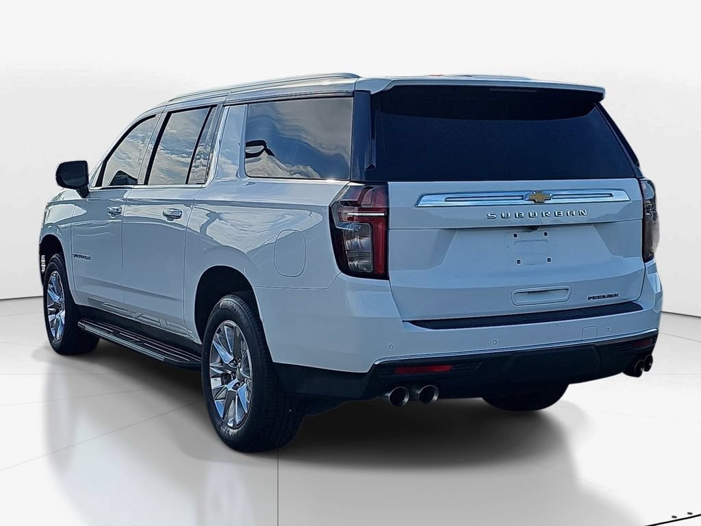Used 2022 Chevrolet Suburban Premier RWD image 8