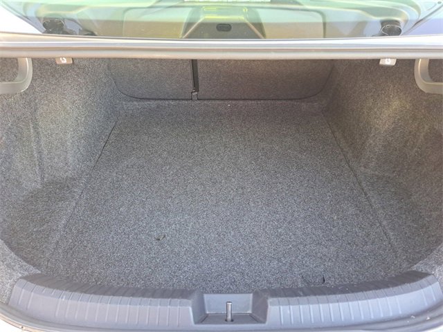 Used 2024 Volkswagen Jetta SE image 27