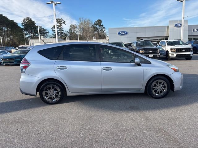 Used 2016 Toyota Prius V Three image 6