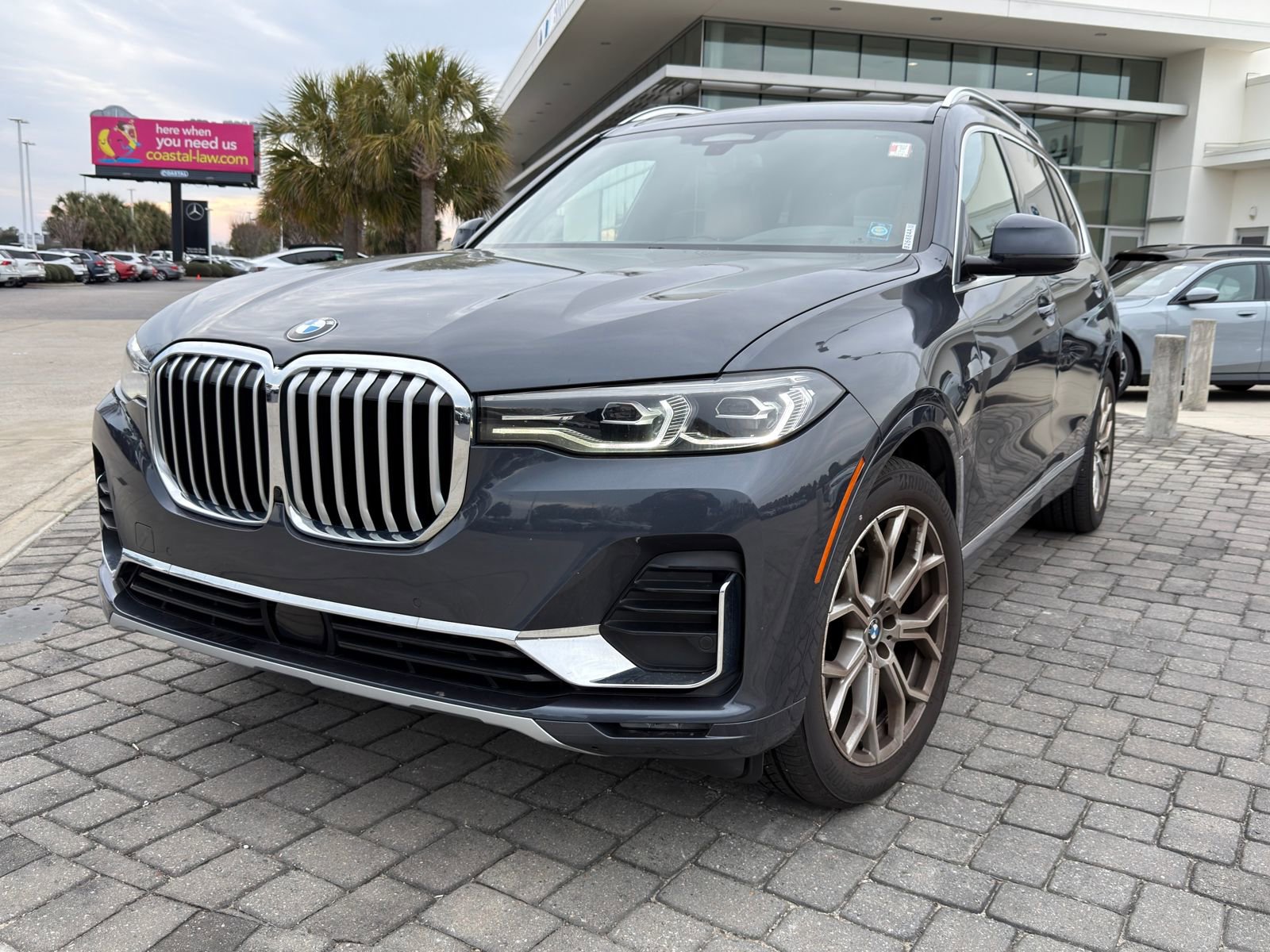 Used 2022 BMW X7 xDrive40i w/ Premium Package
