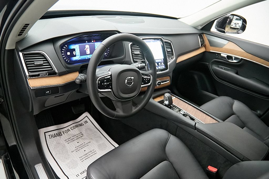 Certified 2024 Volvo XC90 B6 Plus w/ Protection Package Premier AWD/4WD image 14