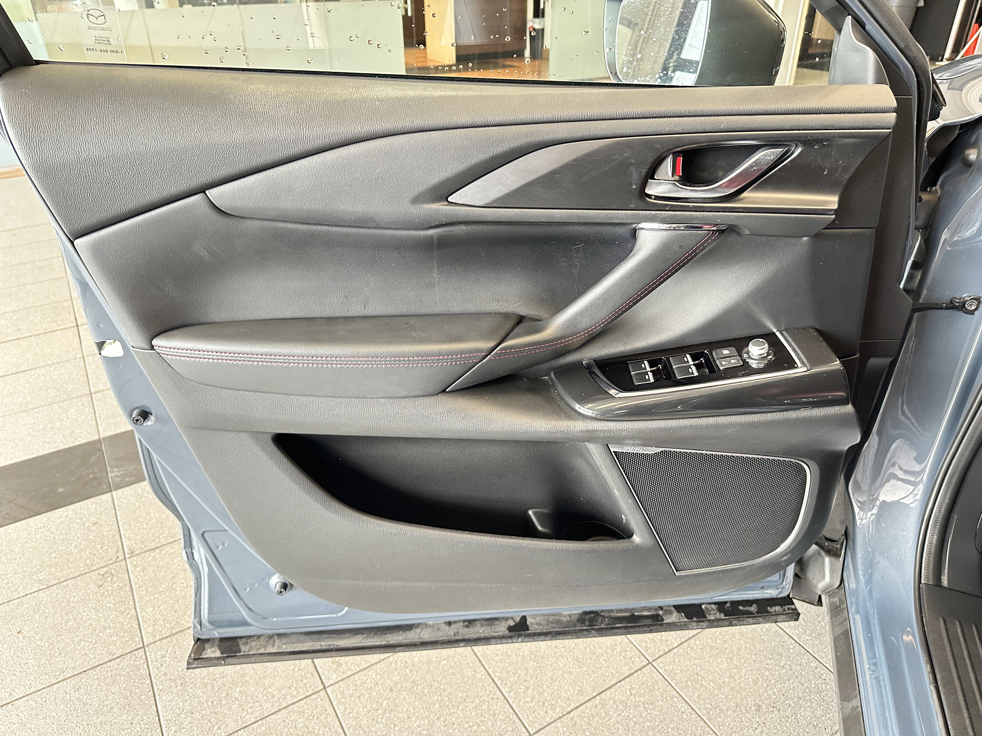 Certified 2023 MAZDA CX-9 Carbon Edition image 22