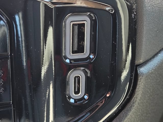 New 2026 GMC Sierra 2500 SLT w/ Max Trailering Package AWD/4WD image 10