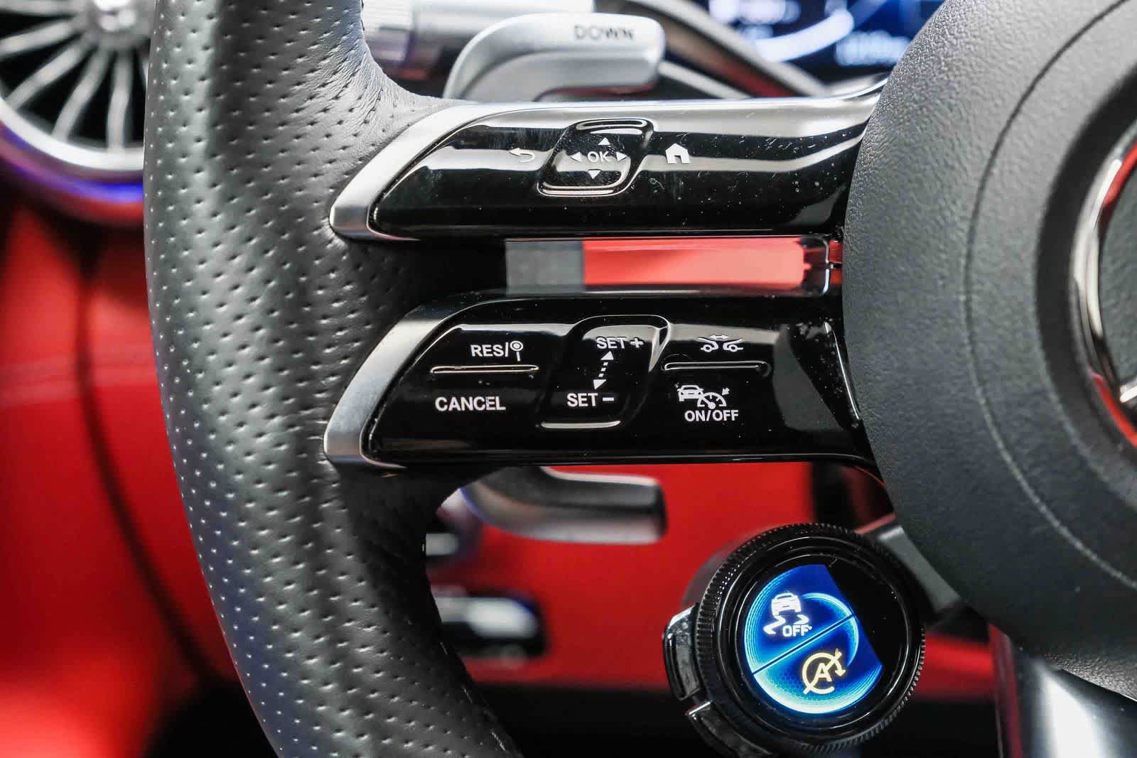 Used 2023 Mercedes-Benz SL 43 AMG image 24