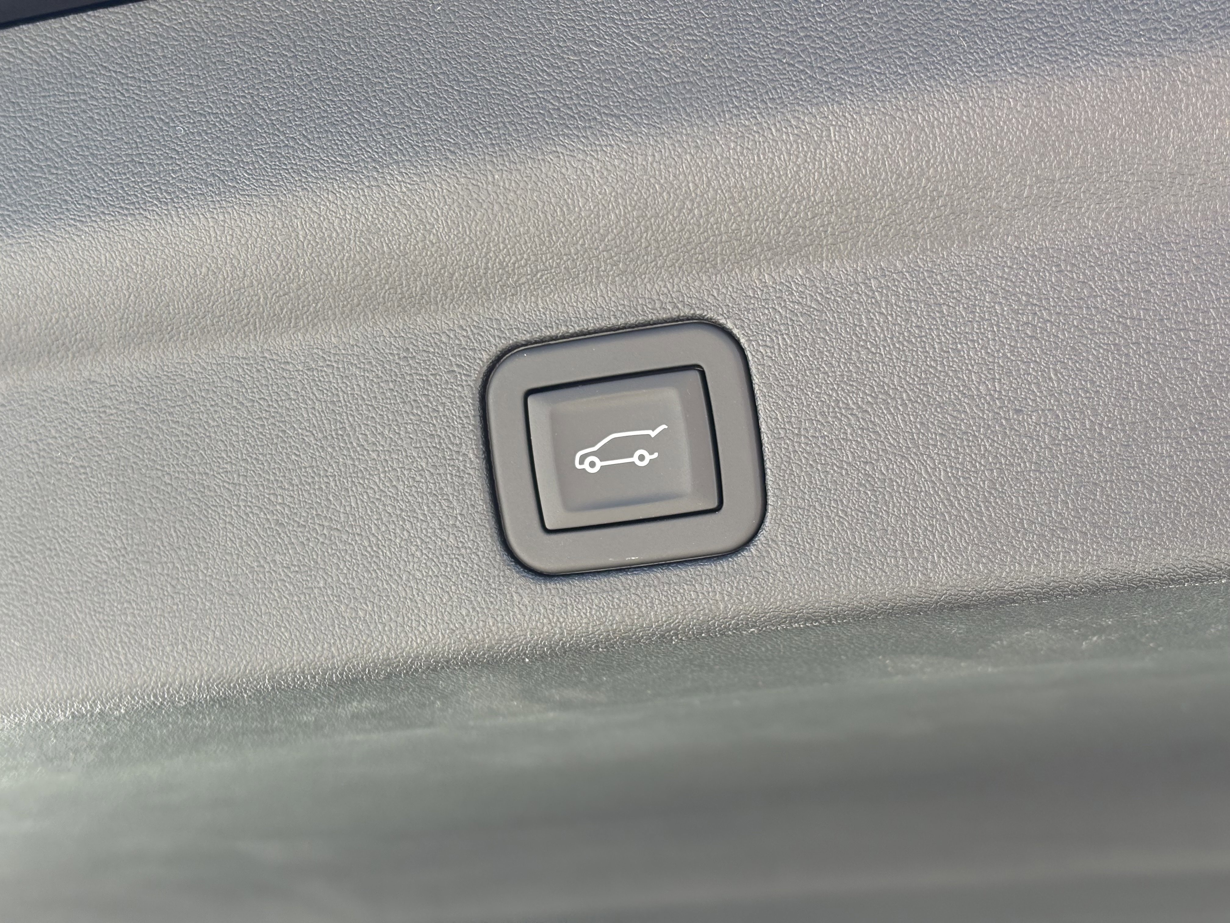 New 2026 Cadillac Escalade IQ Sport 2 w/ LPO, Premium Carpet Package image 11