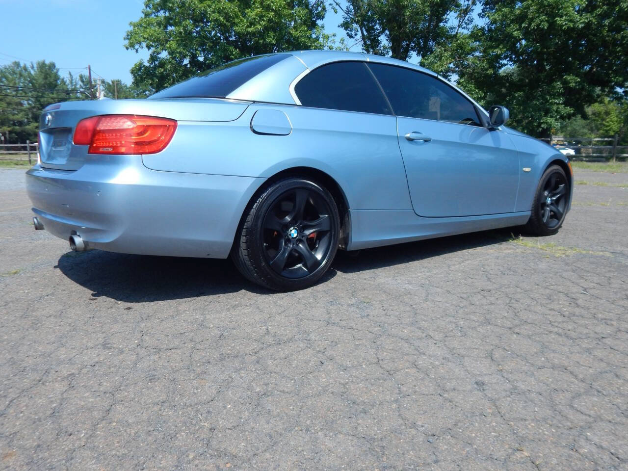 Used 2012 BMW 335i Convertible RWD image 4