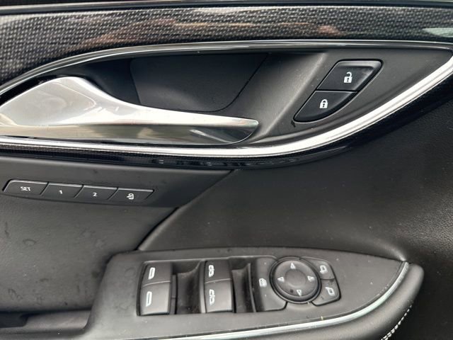 Used 2022 Buick Envision Essence w/ Sport Touring Package image 11