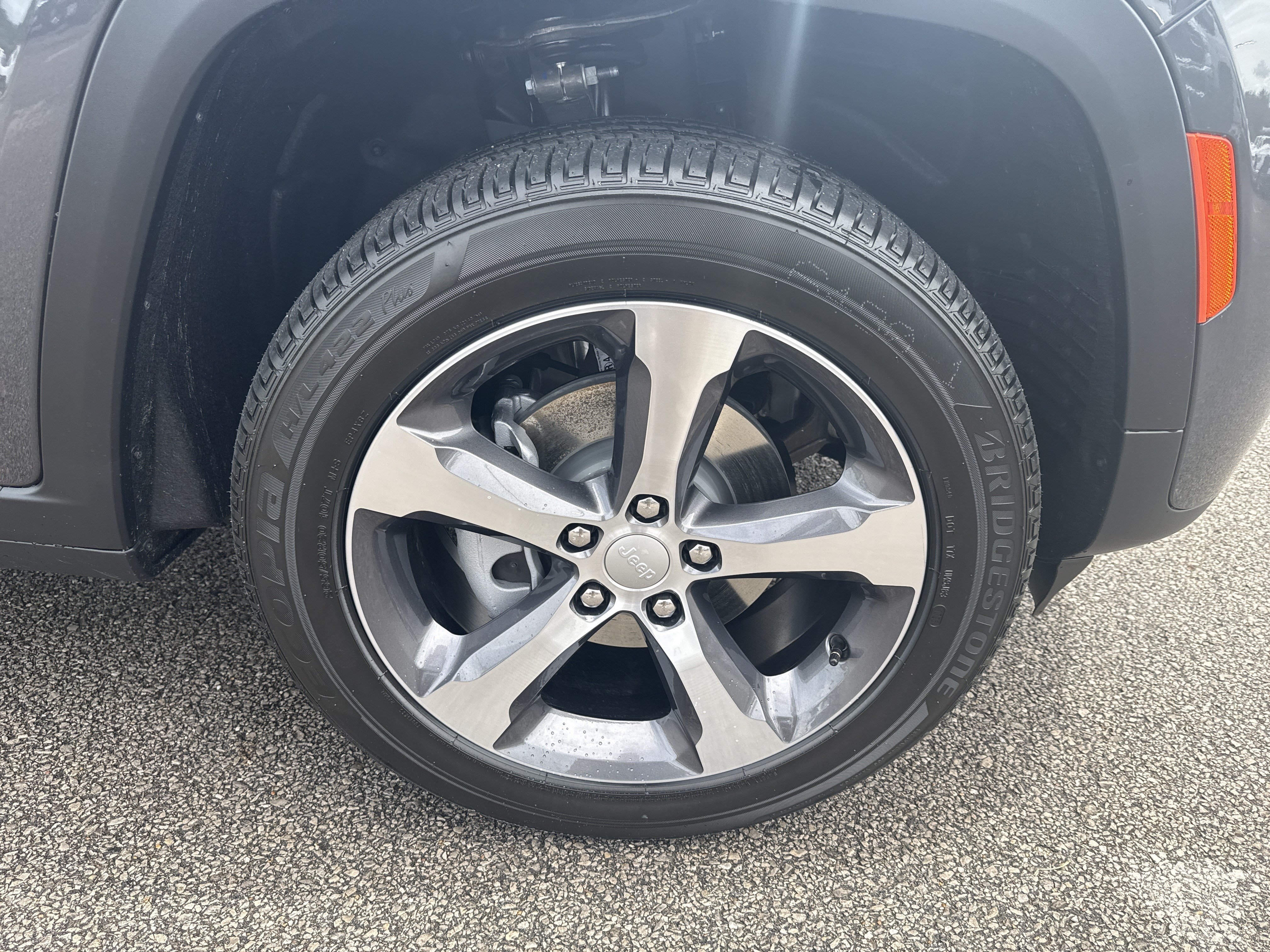 New 2026 Jeep Grand Cherokee Limited RWD image 13