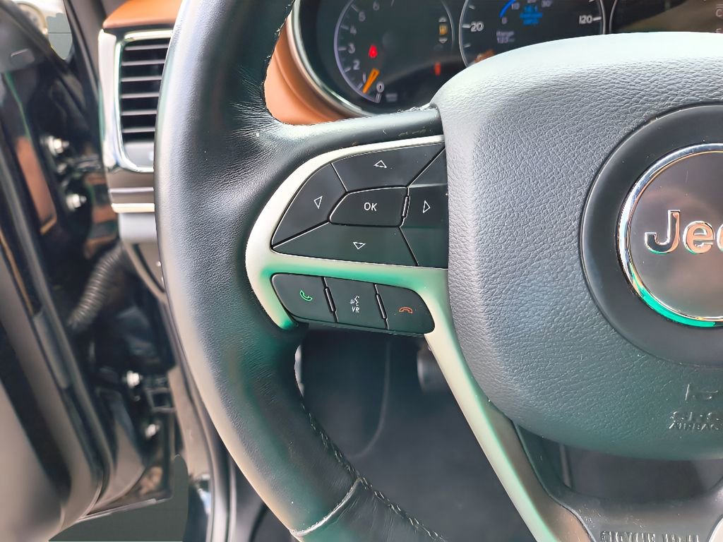 Used 2021 Jeep Grand Cherokee Overland w/ Trailer Tow Group IV image 16