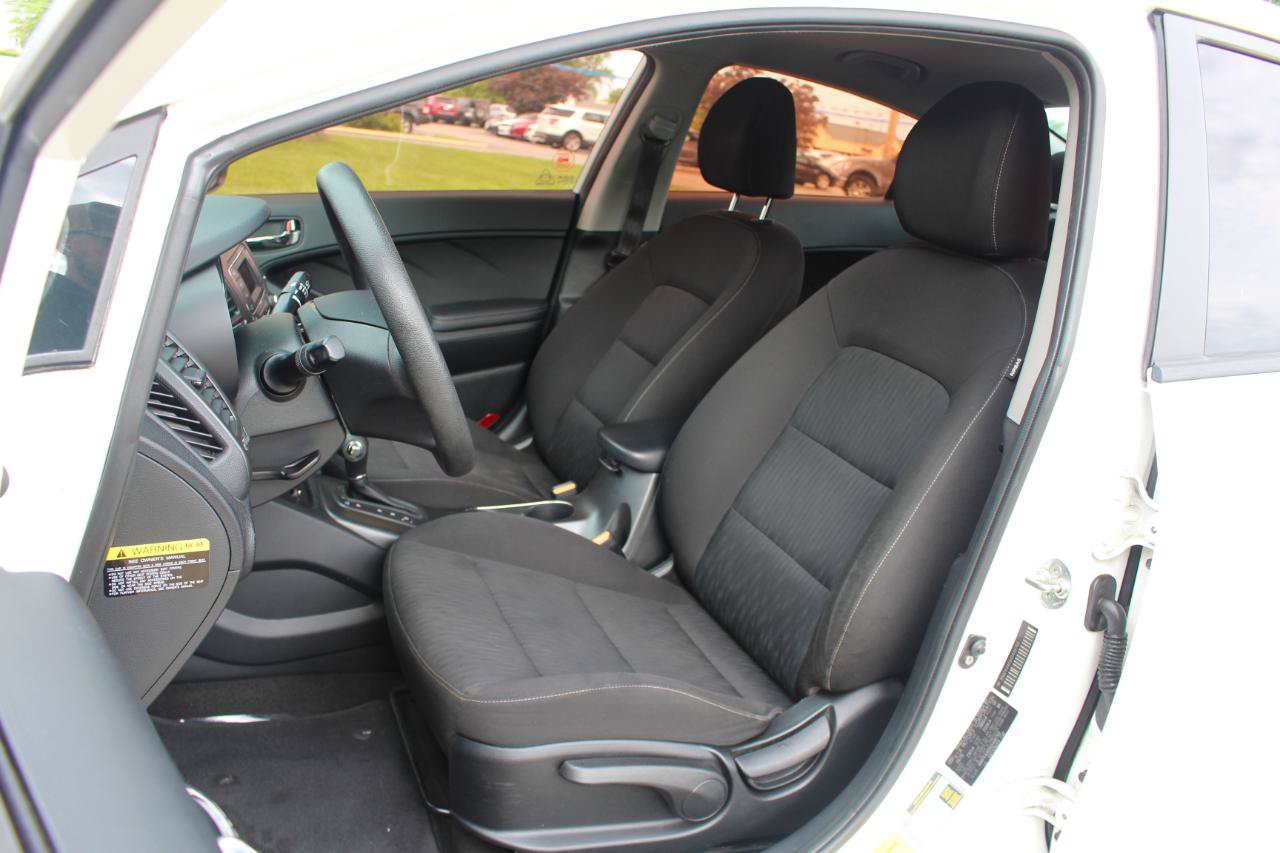Used 2016 Kia Forte LX FWD image 15
