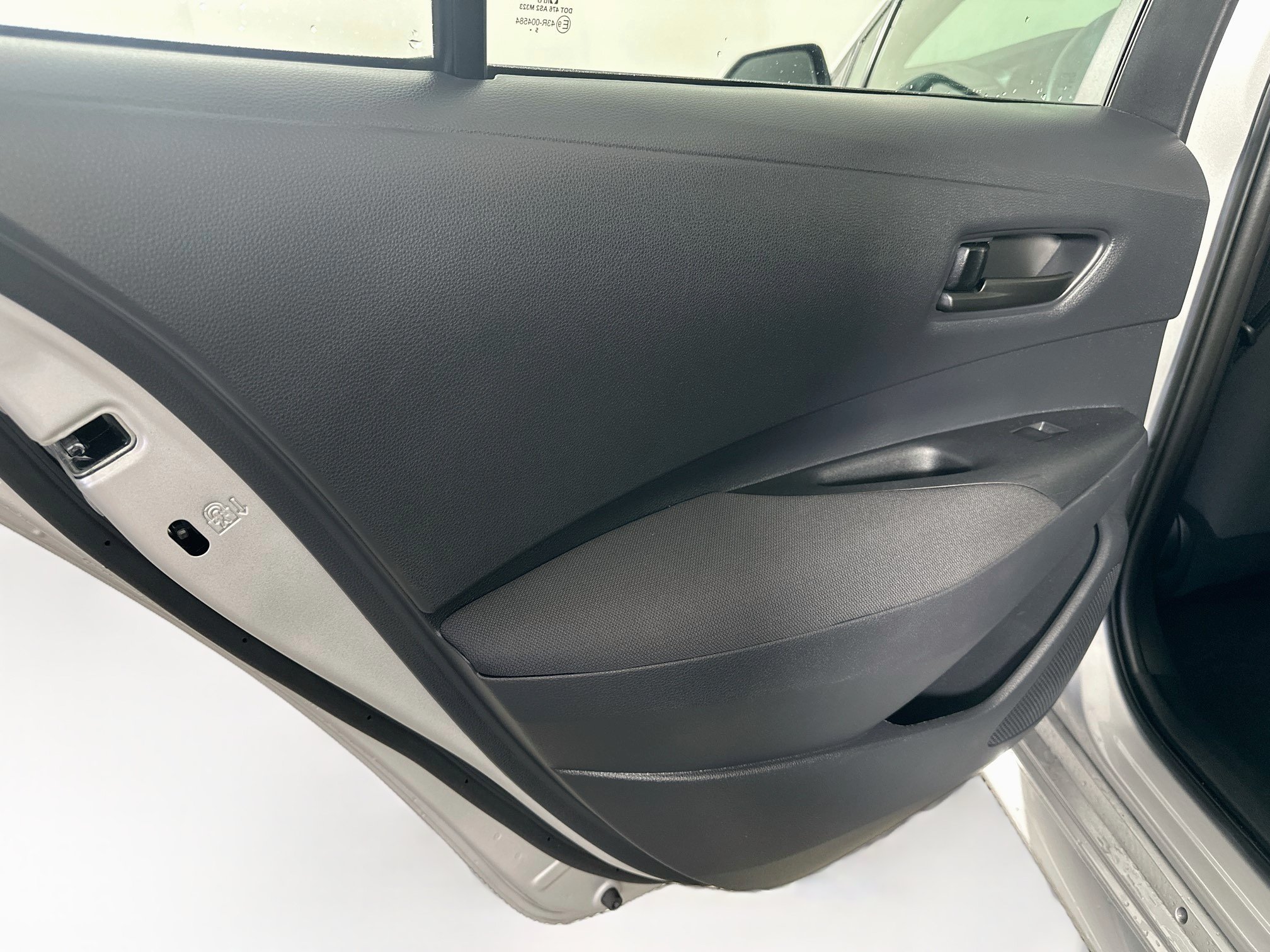 Used 2026 Toyota Corolla LE FWD image 25